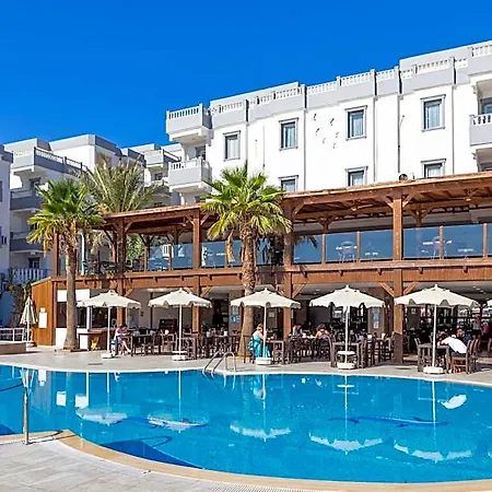 Smart Bodrum فندق غومْبيت