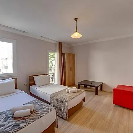 Smart Bodrum فندق غومْبيت